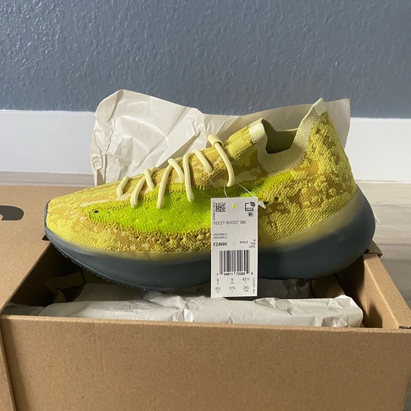 Yeezy boost 380 “Hylte Glow” - Picture 4 of 7